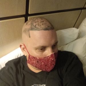 Meet your Posher, Manuel